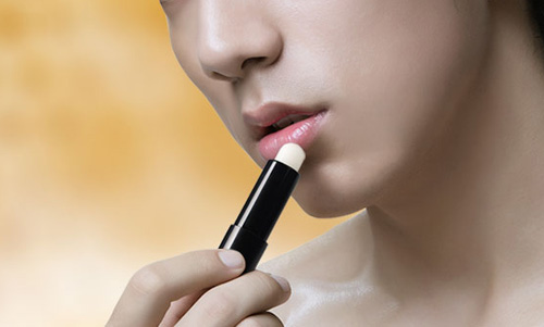 男士潤(rùn)唇膏排行榜10強(qiáng)，男士潤(rùn)唇膏什么牌子好