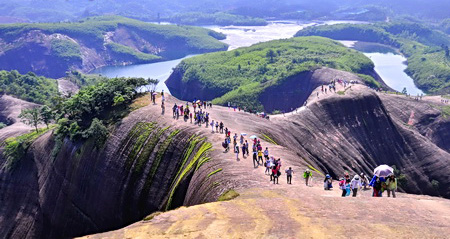 郴州十大著名景點(diǎn)推薦，湖南郴州旅游十大必去景區(qū)